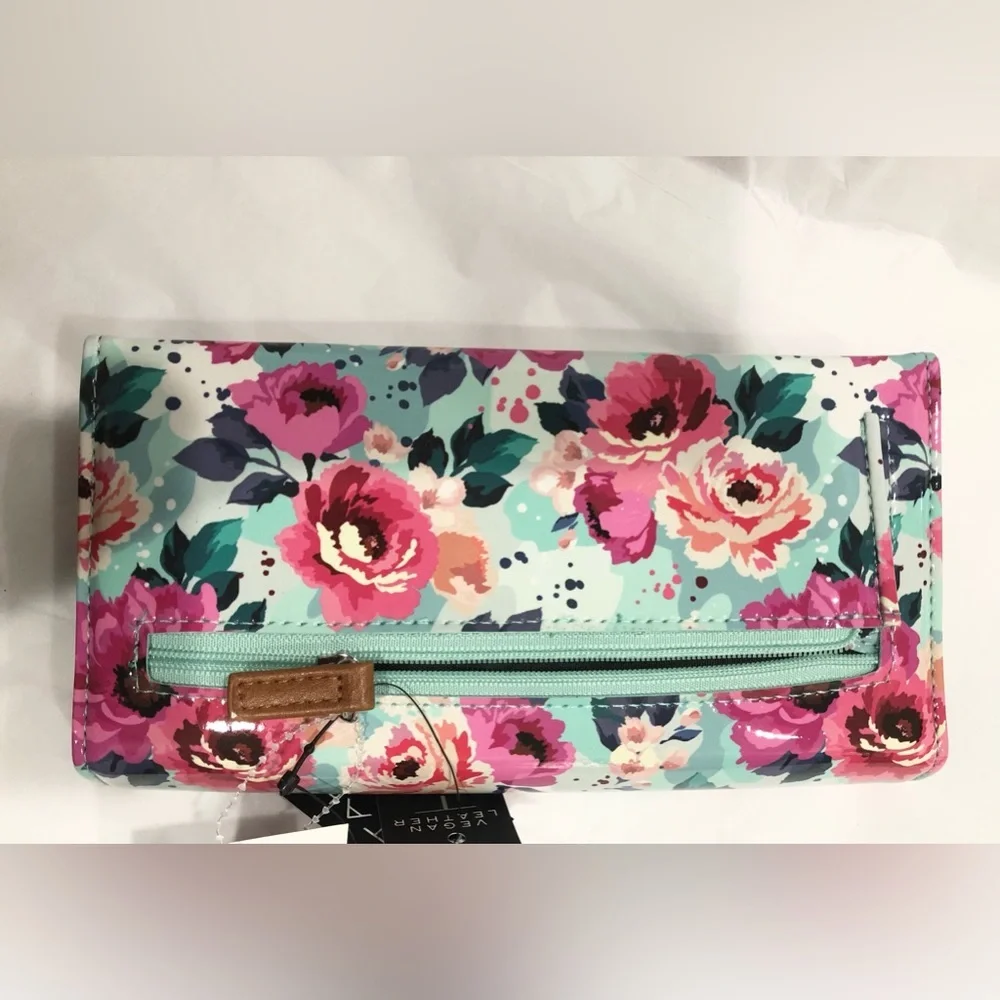 Tahari blue pink rose flowers‎ floral glossy patent foldover wallet new